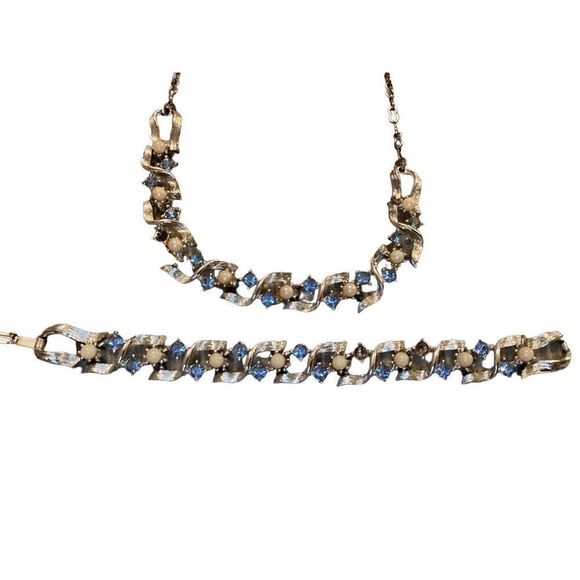 Silver and Blue Tone Matching Bracelet Necklace Set Glam - Picture 6 of 6